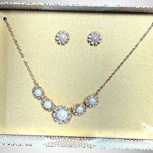 Charter Club Pearl & Crystal Gold Tone Necklace & Stud Earring Set Boxed NWT